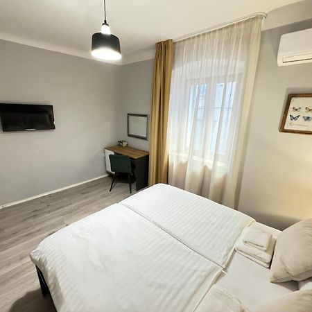 Appartamento Four Seasons Fiume Esterno foto