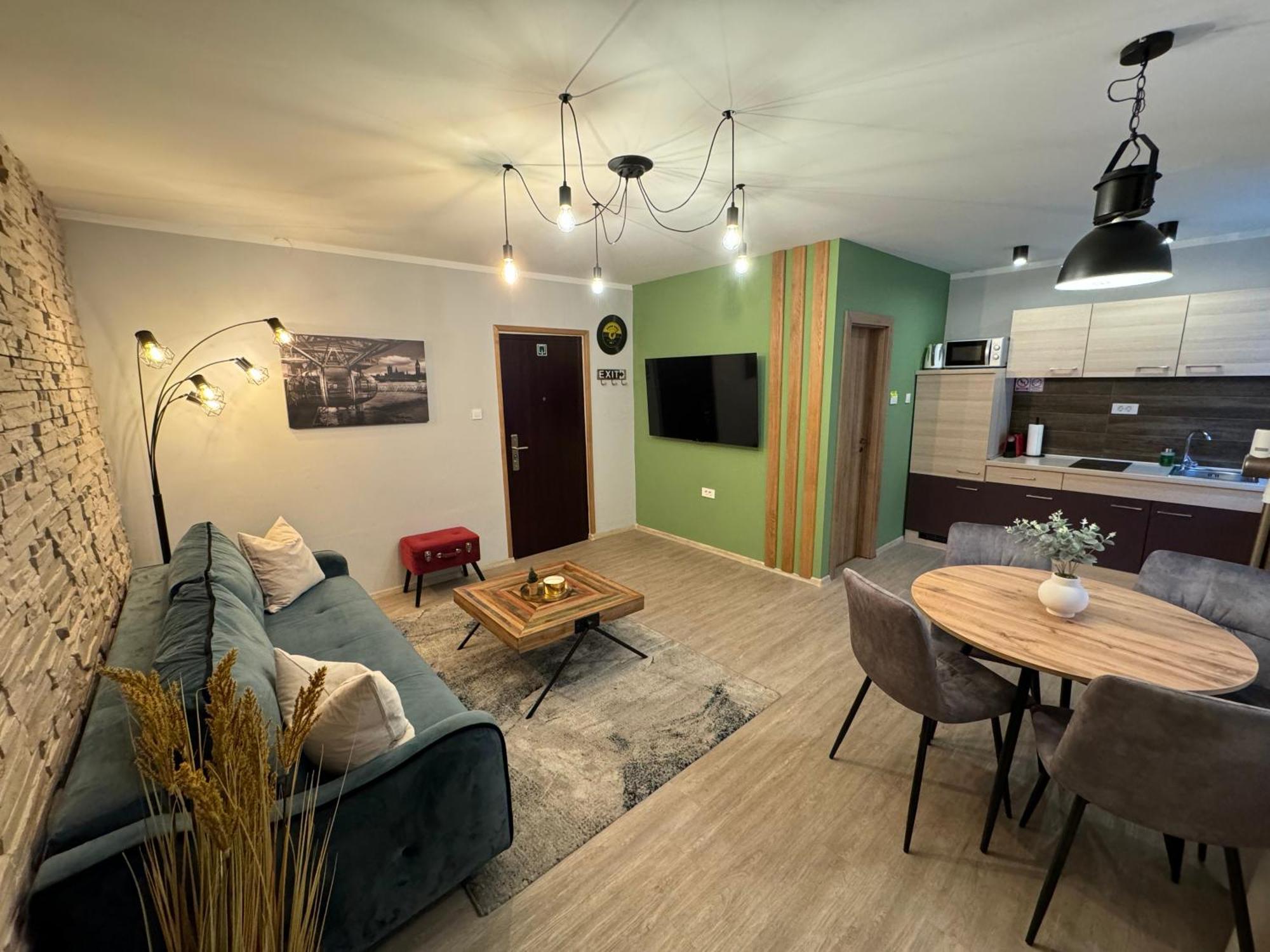 Appartamento Four Seasons Fiume Esterno foto