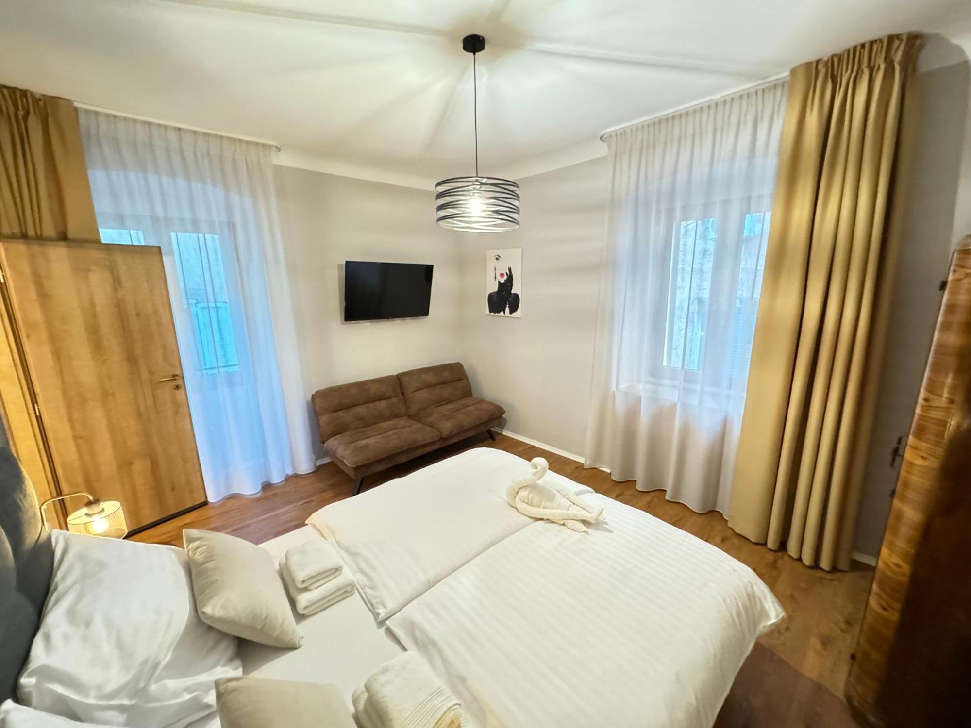 Appartamento Four Seasons Fiume Esterno foto